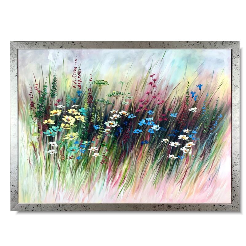 obraz z kwiatami kwietna łąka w srebrnej ramie