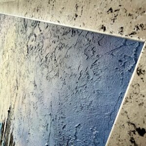 Srebrna przecierana rama – nowoczesny obraz abstrakcyjny miasto